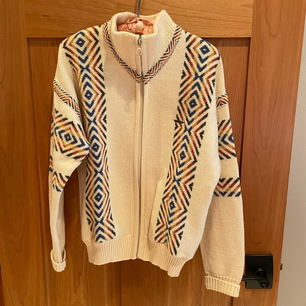 😍 Kurt Geiger Tyrolian Austrian Pure Wool Sweater Size 40 Medium